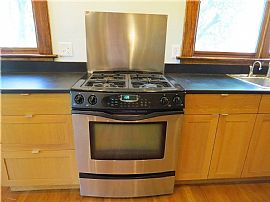  Oakhurst/decatur Brick Bungalow with Updated Kitchen and Baths in Decatur, GA (Photo 8 of 12)