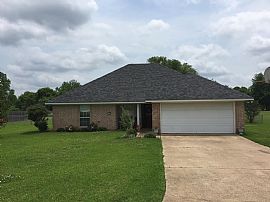 North Airline Acres Home For Rent in Bossier City, LA