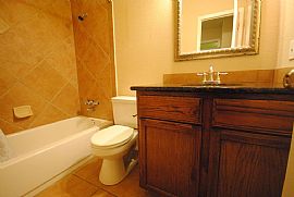 Ready For Immediate Move -In.3 Bedroom 2 Bath Plus 2 Car Garage in Austin, TX (Photo 11 of 12)