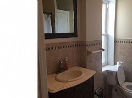 Welcome to This Beautiful 2bedroom,1 and 1/2 Bath Home For Rent in Philadelphia, PA (Photo 7 of 9)