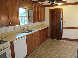 Charming Colonial in Pepper Ridge Area of Stamford in Stamford, CT (Photo 4 of 7)