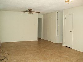 3br/2ba with Small Office, Stove/refrig/dw,  in Lafayette, LA (Photo 3 of 5)