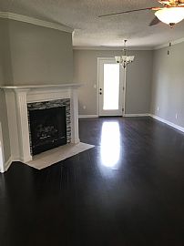 Beautifully Renovated 3 Bed/2 Bath in Huntsville, AL (Photo 2 of 6)