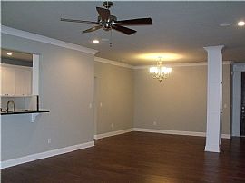 Beautifully 3 Bed/2 Bath in Peoria, AZ (Photo 3 of 5)