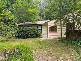 Cozy 3 Bedroom 2 Bath  in Gainesville, FL