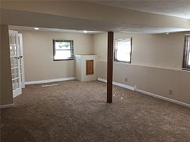 Exceptional 4 Br, 2.5 Bath Home in Normal, IL (Photo 6 of 6)