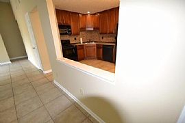 Beautiful Home 3beds,2baths in a Quiet Neighborhood in Lexington, KY (Photo 10 of 12)