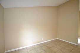 Beautiful Home 3beds,2baths in a Quiet Neighborhood in Lexington, KY (Photo 9 of 12)