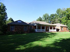 This Great Home Is Nestled on 2 Acres! in Arlington, TN