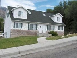 Beautiful 3 Bed Home in Ogden, UT
