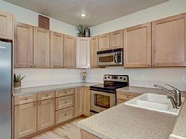 Wonderful Up-Scale Patio Home on a Quiet Street in Boise, ID (Photo 2 of 7)