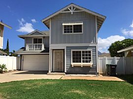 Beautiful Home Beautifully Located in Waianae, HI
