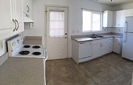 Beautiful Home Beautifully Located in Waianae, HI (Photo 4 of 9)