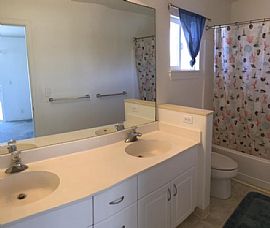 Beautiful Home Beautifully Located in Waianae, HI (Photo 8 of 9)