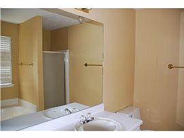 3 Bed, 2.5 Bath, $900 in Acworth, GA (Photo 9 of 12)