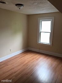 420 Orchard St Fl 3, New Haven, Ct 06511. in New Haven, CT (Photo 9 of 9)