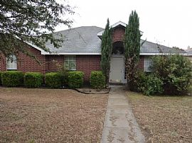 Nice 4 Bedrooms Home in High Pointe Subdivisions.  in Cedar Hill, TX