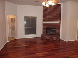 Nice 4 Bedrooms Home in High Pointe Subdivisions.  in Cedar Hill, TX (Photo 3 of 11)