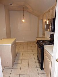 Nice 4 Bedrooms Home in High Pointe Subdivisions.  in Cedar Hill, TX (Photo 5 of 11)