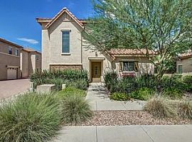 14240 W Country Gables Dr, Surprise, Az 85379 in Surprise, AZ (Photo 2 of 12)
