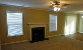 This Nice Home Is Lovely and Great For You and Your Family in Summerville, SC