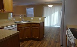 This Nice Home Is Lovely and Great For You and Your Family in Summerville, SC (Photo 4 of 10)