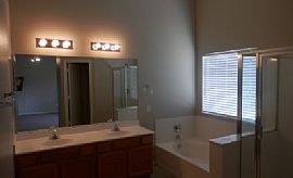 Updated Chandler Home in Very Desirable Neighborhood in Chandler, AZ (Photo 9 of 10)