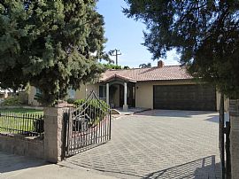 Newly Renovated Large 1,950 Sq Ft 4 Bed 2.5 Bath Home in Anaheim, CA