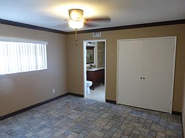 Newly Renovated Large 1,950 Sq Ft 4 Bed 2.5 Bath Home in Anaheim, CA (Photo 5 of 9)