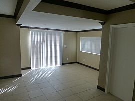 Newly Renovated Large 1,950 Sq Ft 4 Bed 2.5 Bath Home in Anaheim, CA (Photo 9 of 9)