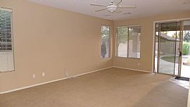 Beautiful Chandler Home in Very Desirable Neighborhood in Chandler, AZ (Photo 7 of 10)