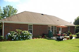 3 Br / 2 Ba / 1700 Sf / Great Location  in Auburn, AL (Photo 10 of 10)