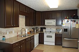 3 Br / 2 Ba / 1700 Sf / Great Location  in Auburn, AL (Photo 4 of 10)