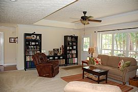 3 Br / 2 Ba / 1700 Sf / Great Location  in Auburn, AL (Photo 5 of 10)