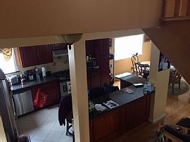 3 Bedroomhome Near 120 Seneca Ave in Staten Island, NY (Photo 6 of 12)