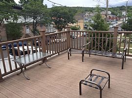 3 Bedroomhome Near 120 Seneca Ave in Staten Island, NY (Photo 9 of 12)