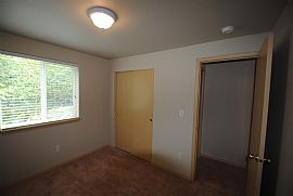 14775 Se 187th Ct in Renton, WA (Photo 6 of 10)