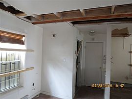 3 Bedroom Home Near 73 Myrtle Ave in Jersey City, NJ (Photo 6 of 9)