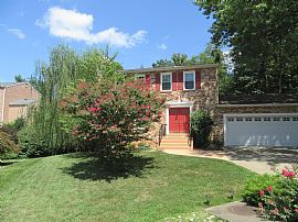 Beautiful Home For Rent in Annandale in Annandale, VA