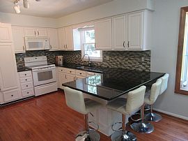 Beautiful Home For Rent in Annandale in Annandale, VA (Photo 2 of 12)