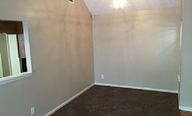 Lovely Home with Three Bedrooms and Two Bathrooms in Savannah, GA (Photo 2 of 11)