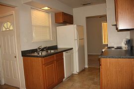3 Bedroom 2.5 Rental in Pearl Rive in Slidell, LA (Photo 4 of 9)