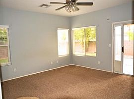 957 W Breckenridge Ave, Gilbert, Az 85233 in Gilbert, AZ (Photo 8 of 12)