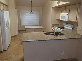 7743 W Topeka Dr, Glendale, Az 85308 in Glendale, AZ (Photo 5 of 12)
