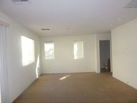 7875 Windhamridge Dr, Las Vegas, Nv 89139 in Las Vegas, NV (Photo 4 of 10)