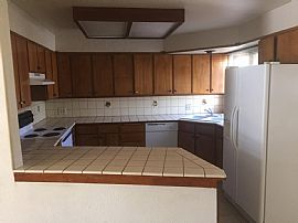 3bed, 1 Bath Home For Rent in Sparks, NV (Photo 3 of 7)