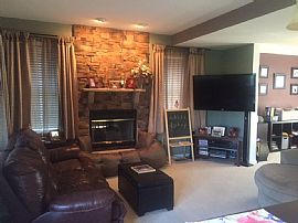 4 Bedroom, 2.5 Bath, Eat in Kitchen, Living Room New W/d Includ in Felton, DE (Photo 3 of 4)