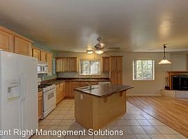 4610 E Joan Dr, Prescott, Az 86301 in Prescott, AZ (Photo 3 of 10)