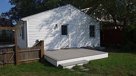 Clean and Bright, Newly Renovated Home in Elmhurst in Providence, RI (Photo 10 of 10)