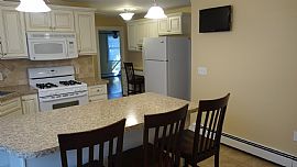 Clean and Bright, Newly Renovated Home in Elmhurst in Providence, RI (Photo 3 of 10)